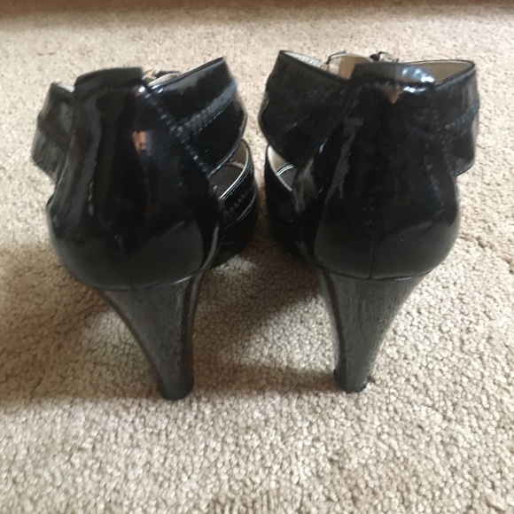 Michael Kors Heels - Picture 3 of 5